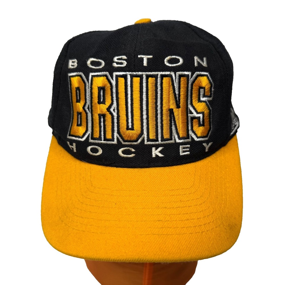 NEW Vintage Boston Bruins NHL Hockey Sports Apex One Wool Blend Hat Snapback
